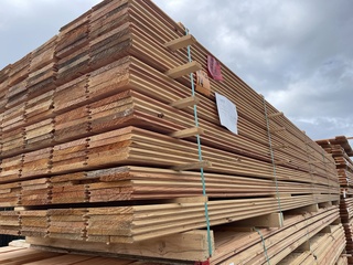 Ca. 178x Douglas veer en groef, 18x190mm, lengte 500cm